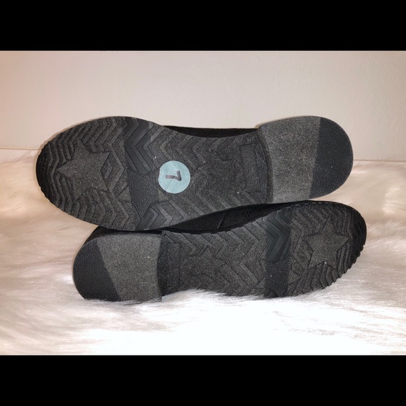 Cliffs black boots size 7 - Picture 2 of 5